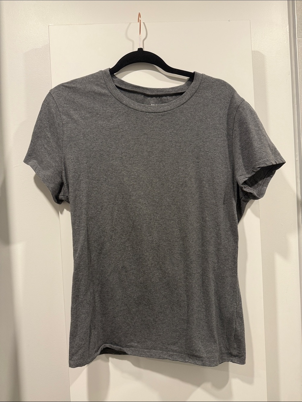 Abercrombie & Fitch Crewneck T-Shirt - Charcoal Gray